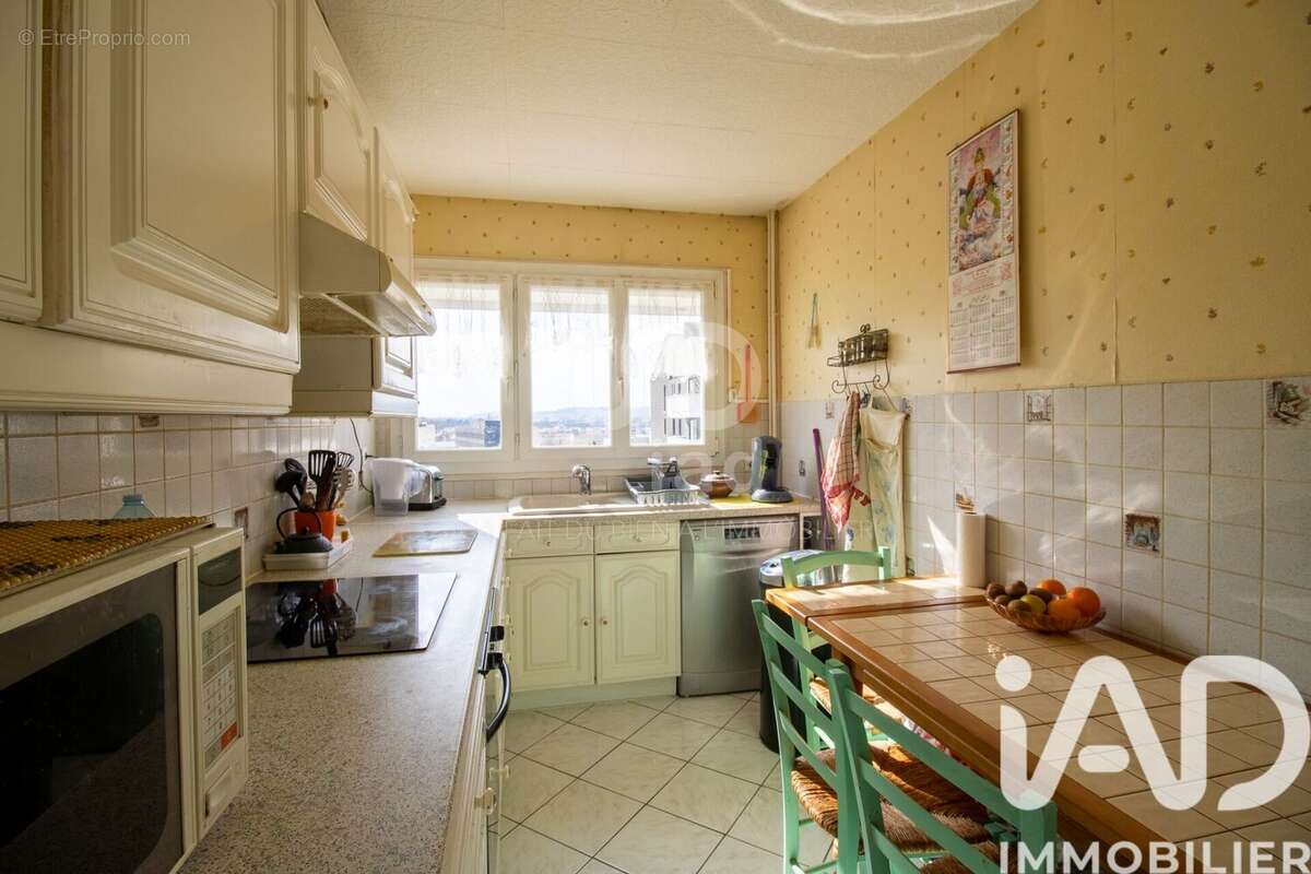 Photo 8 - Appartement à COMPIEGNE