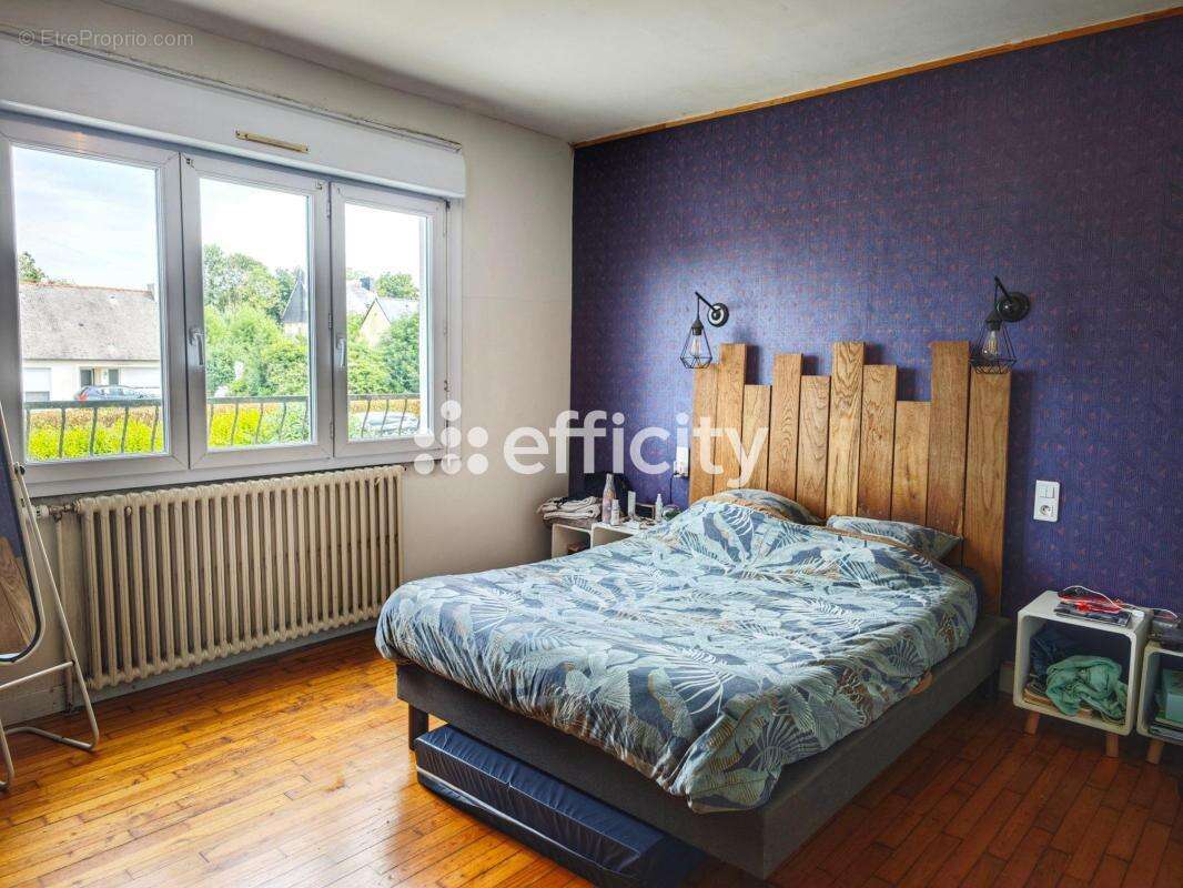 Maison 140 m² à Ergue-Gaberic  - photo 4