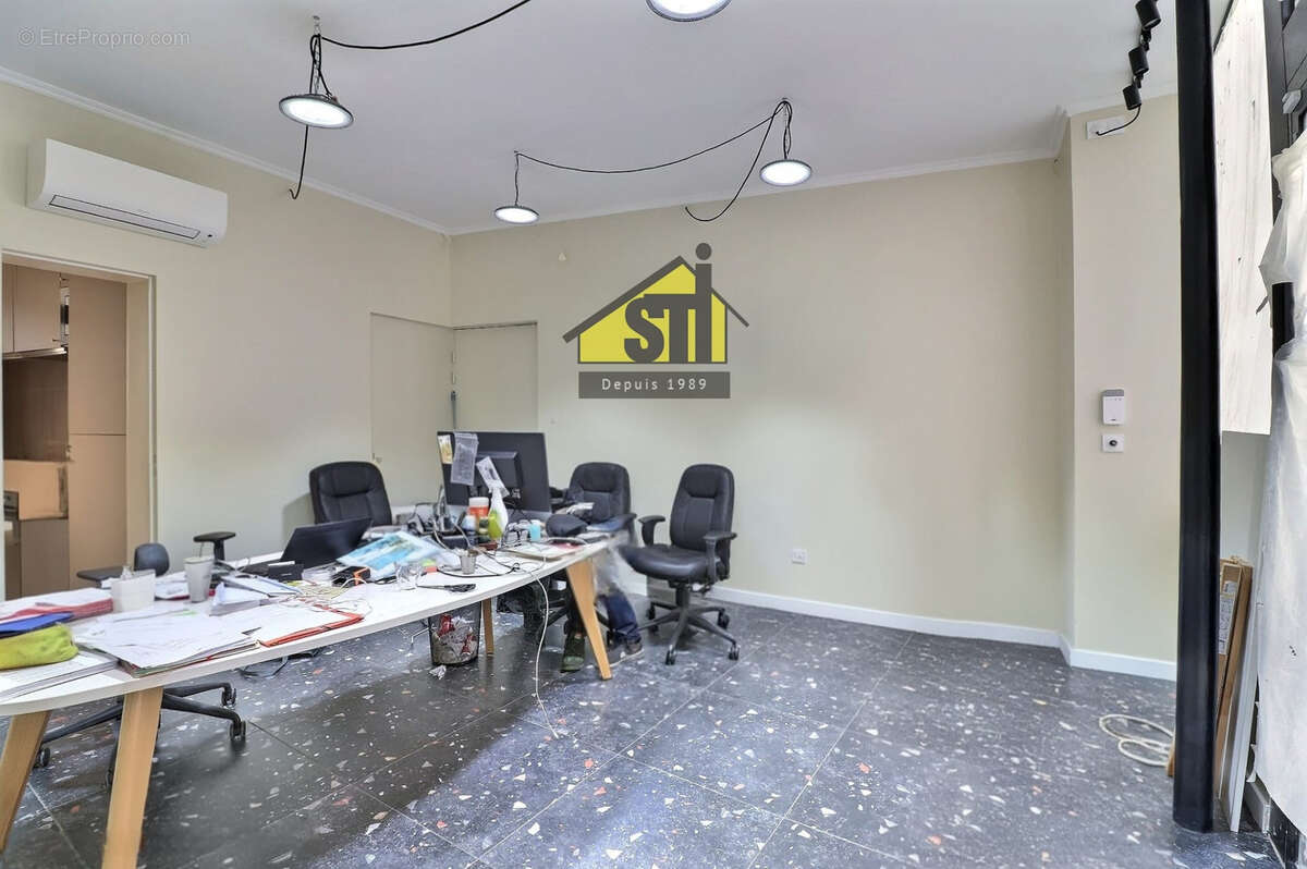 Appartement à PARIS-14E