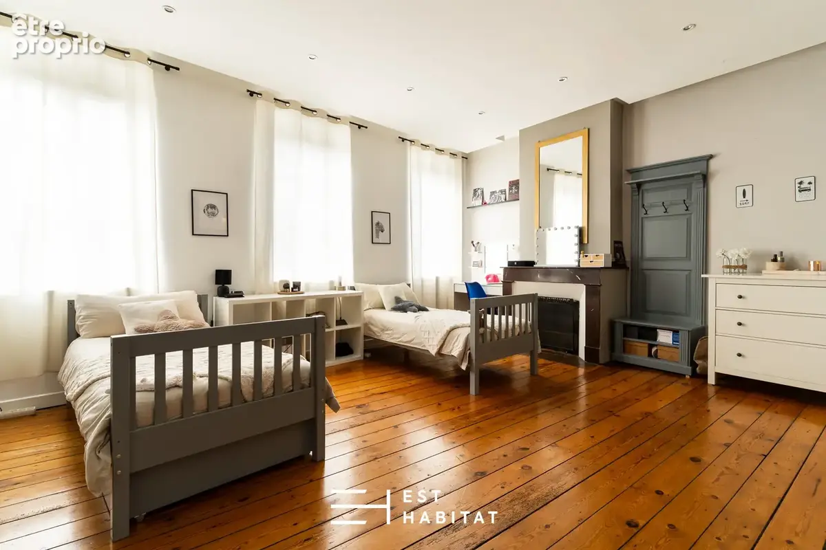 Maison T5 Guilhemery - photo 4