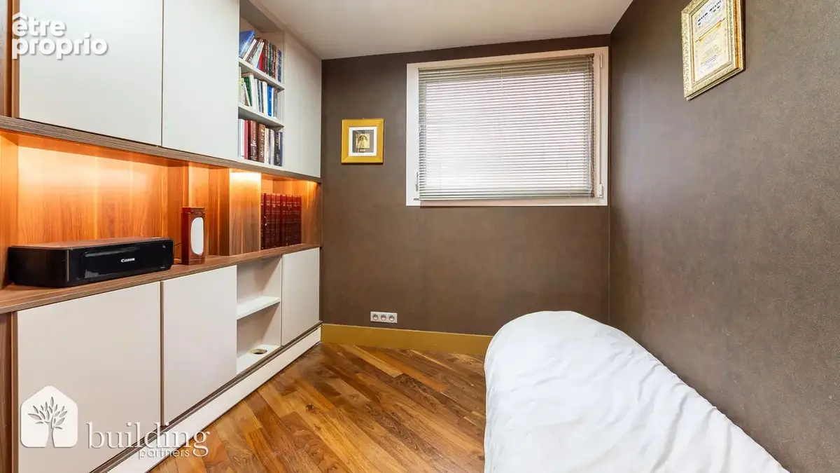 À vendre - Levallois-Perret Villiers - Appartement familial 6 pièces avec balcons de 159,37 m² - photo 16
