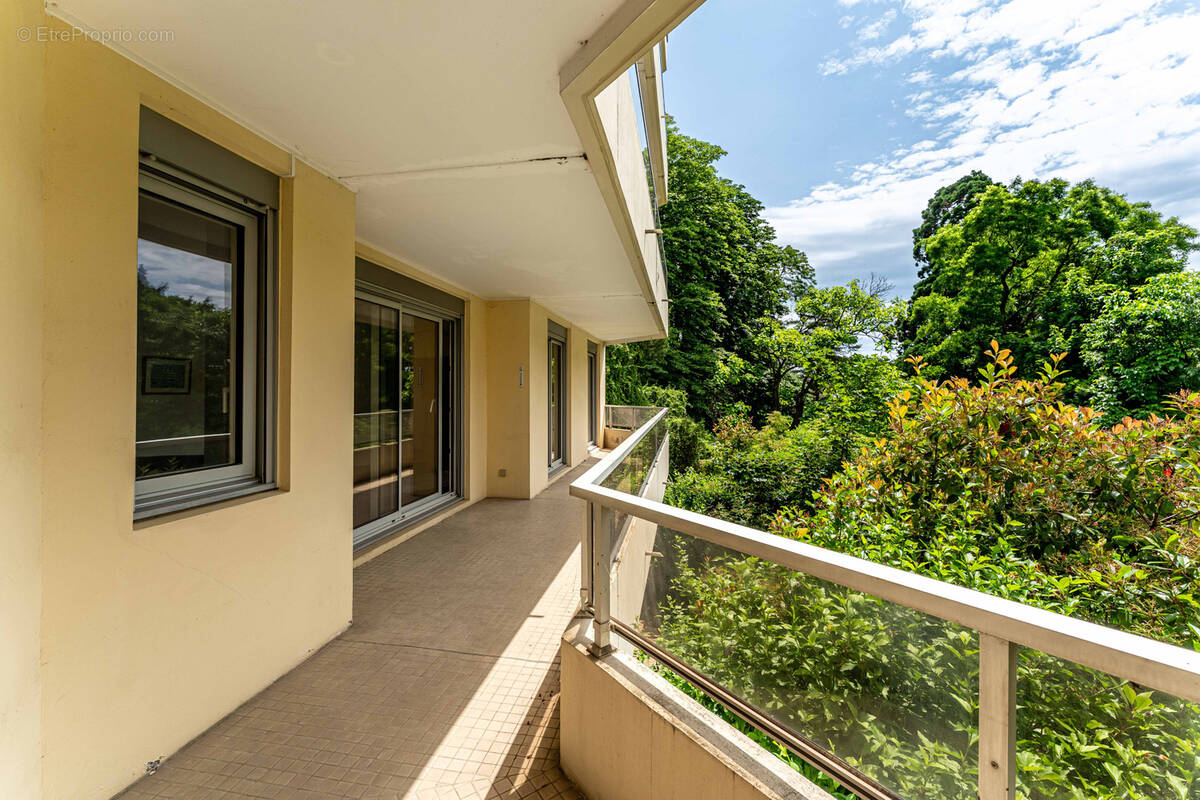 Appartement à TASSIN-LA-DEMI-LUNE