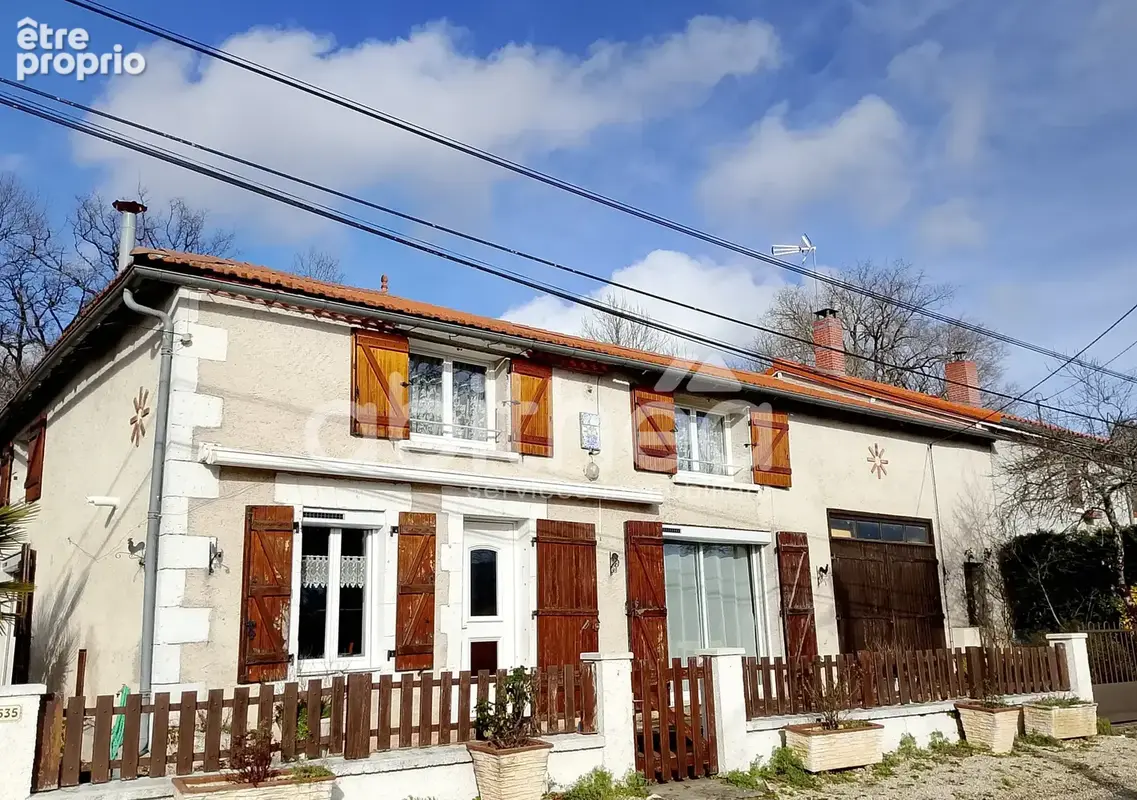 Maison à ROUMAZIERES-LOUBERT
