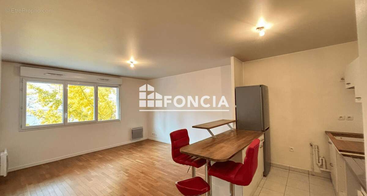 Appartement à SAINT-GRATIEN