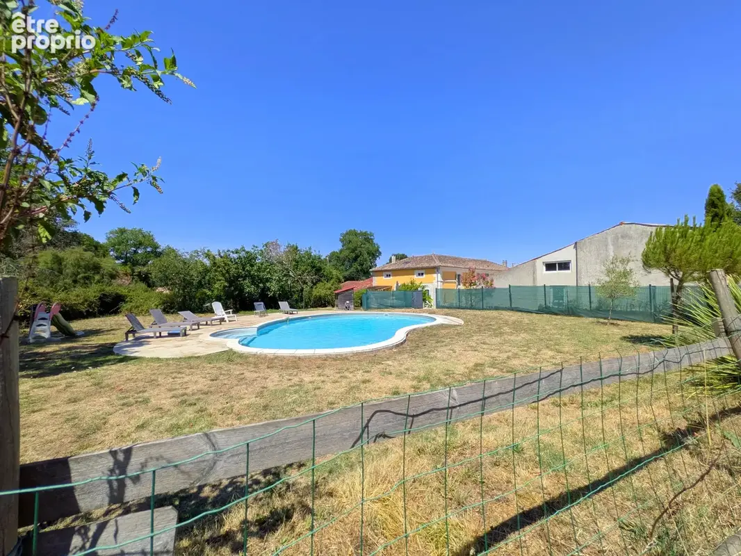 Deux maisons, piscine et terrain à 5 minutes de Jonzac et à moins d'une heure des plages et de Bordeaux - photo 19