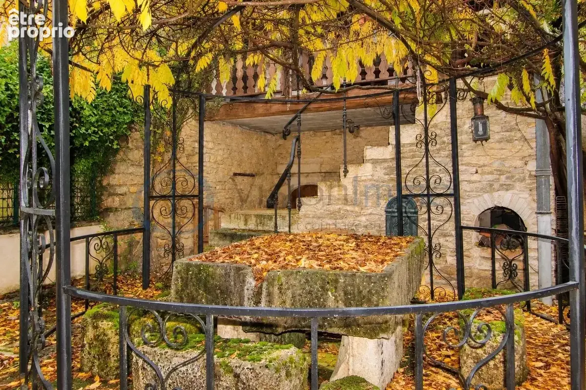 Photo Maison à Ornans au prix de 359 000€