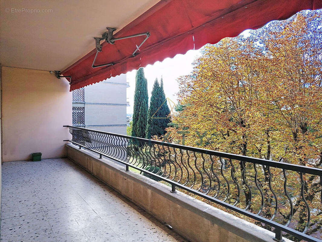 Appartement à AIX-EN-PROVENCE