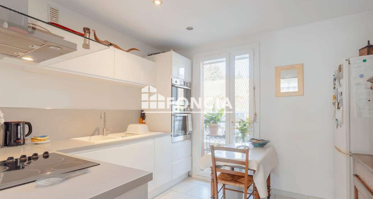 Appartement à SALON-DE-PROVENCE