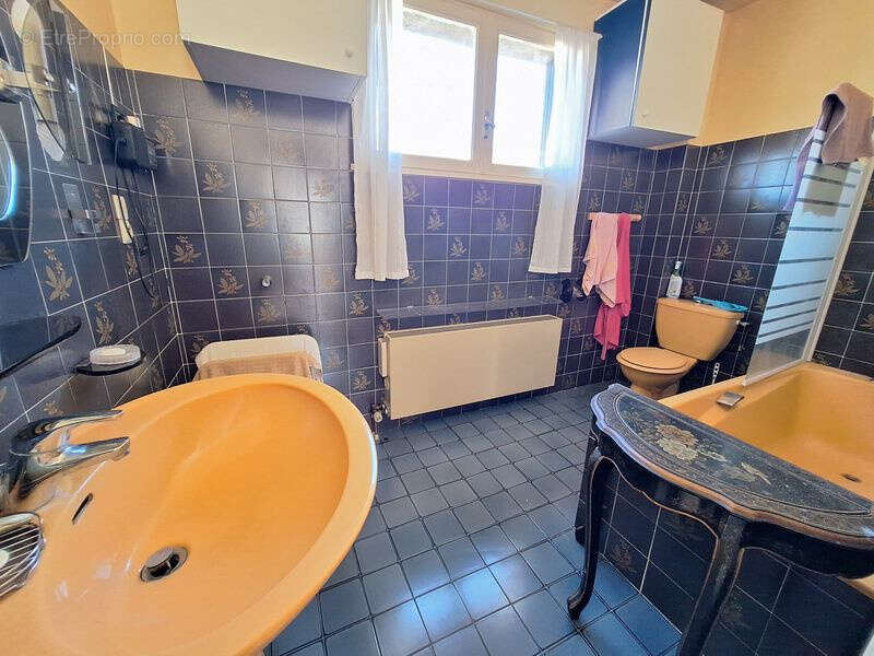 Maison à SAINT-CERE