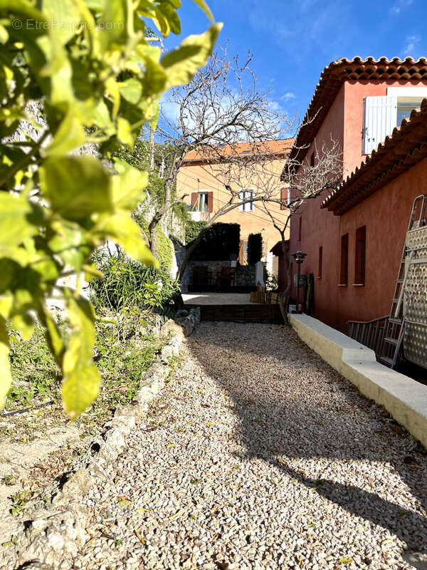 Maison à LA TURBIE