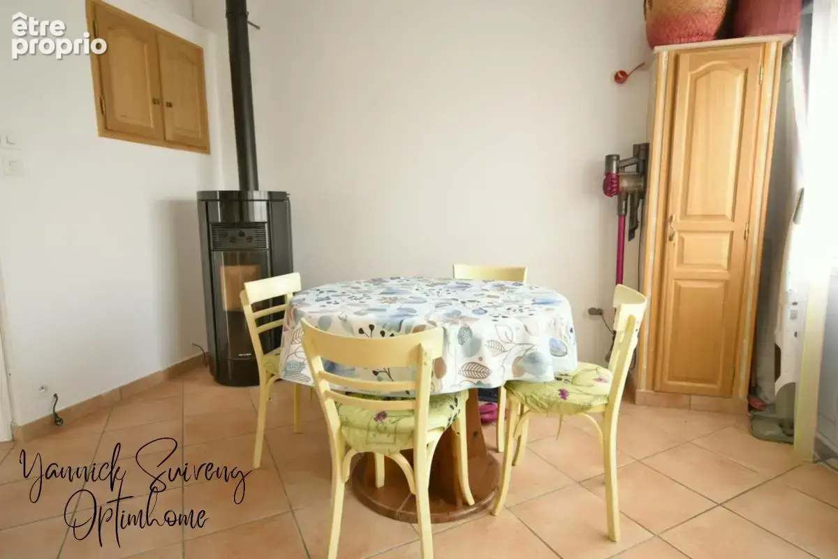 Maison t5 de 69 m² - véranda et grande terrasse - port la nouvelle (11210) - photo 6