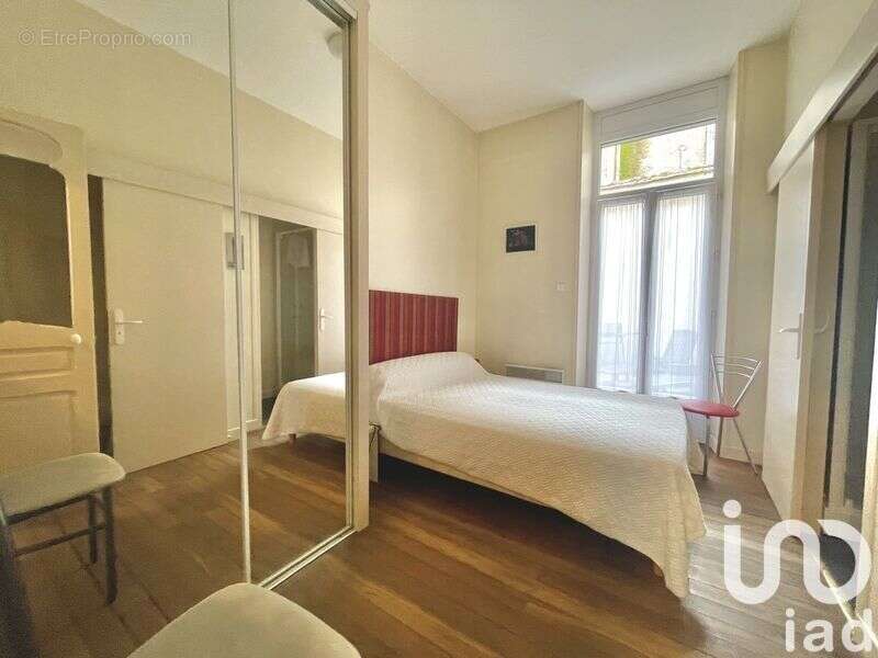 Photo 2 - Appartement à BOURBON-L'ARCHAMBAULT