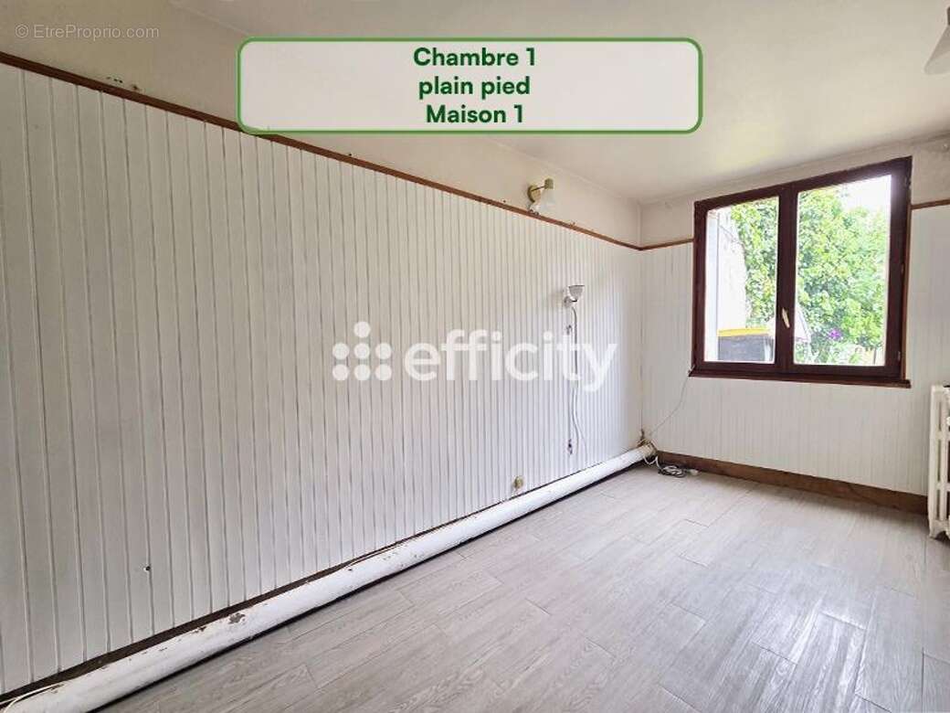 Maison à MARINES