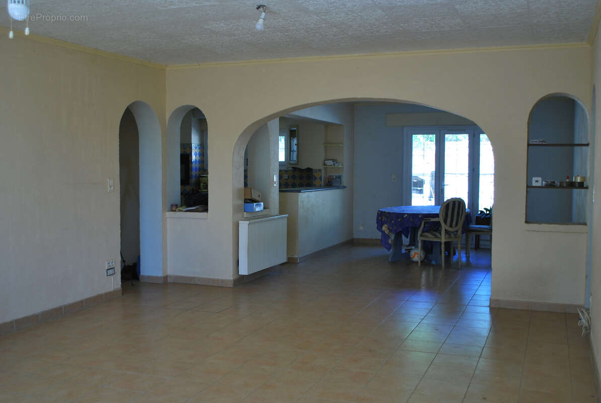 Maison à VILLECROZE