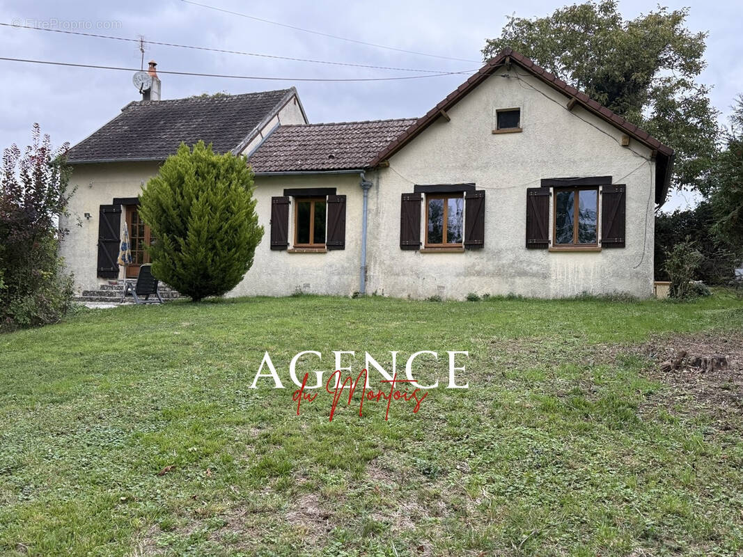 Maison à DONNEMARIE-DONTILLY