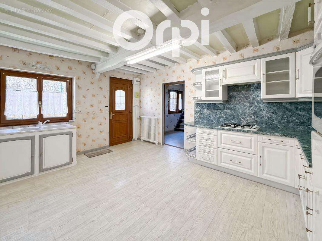 Maison à GRANDVILLERS-AUX-BOIS