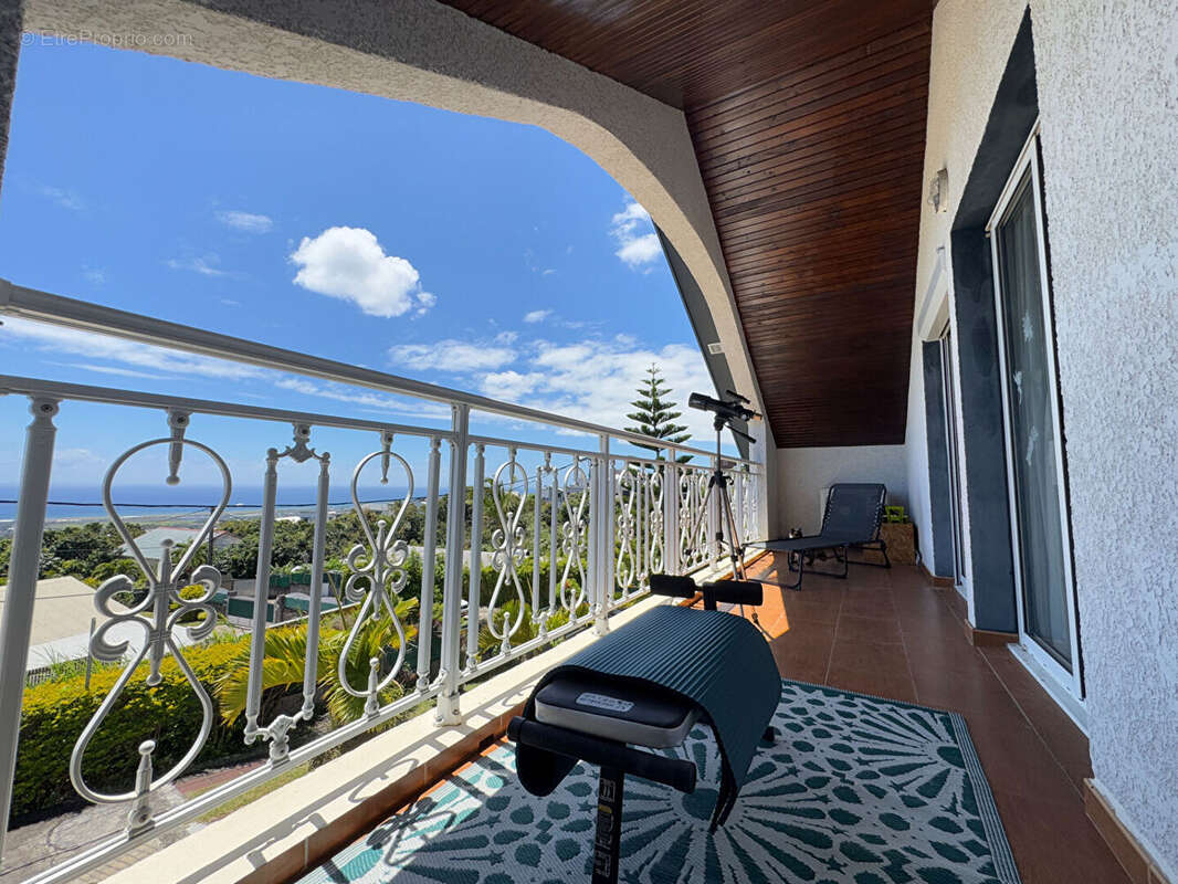 Maison à SAINT-DENIS