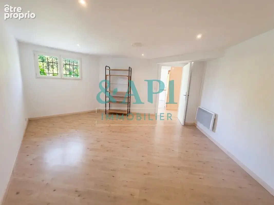 PERRIGNIER  Maison familiale avec T2 indépendant - photo 13
