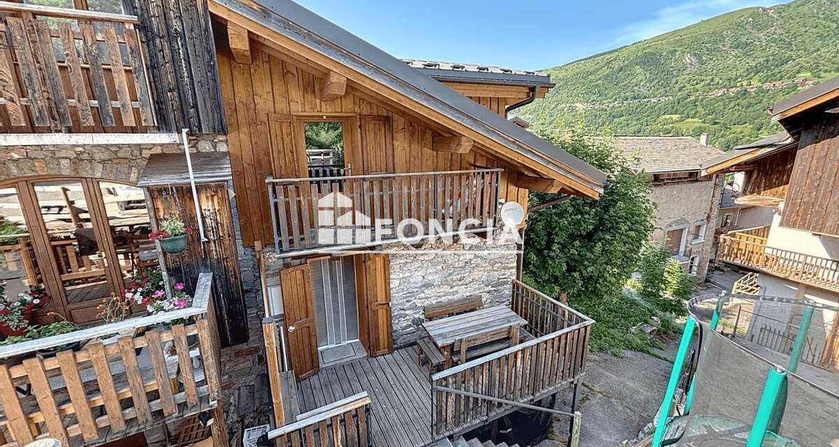 Maison à SAINT-MARTIN-DE-BELLEVILLE