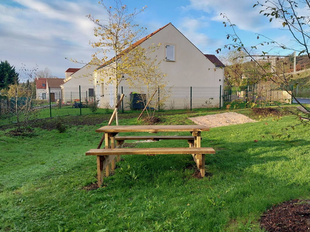 Terrain à CHAMARANDE