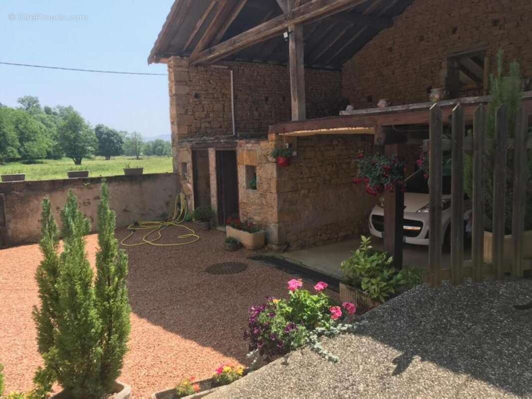 Photo 3 - Maison à LA CLAYETTE