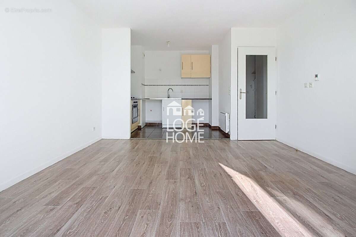 Appartement 44 m² à Wattrelos  - photo 4