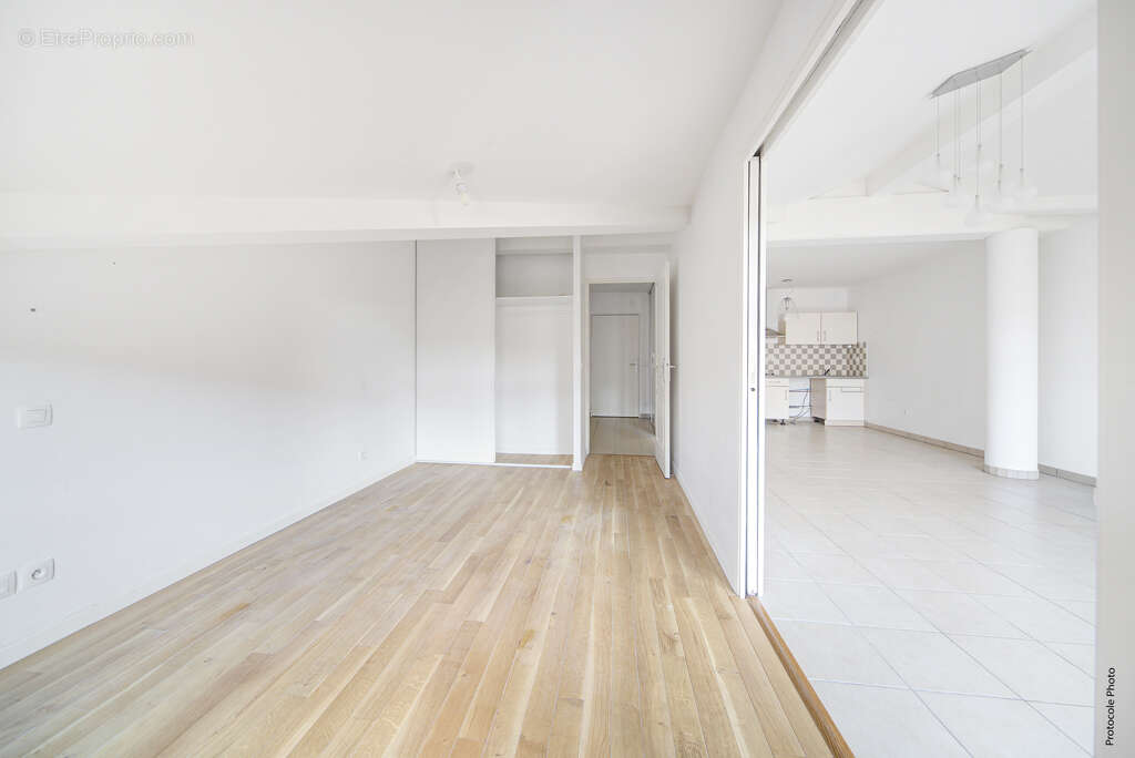   - Appartement à TOULOUSE