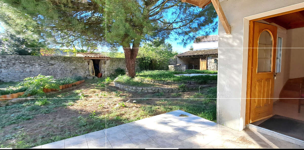 Maison à NIEULLE-SUR-SEUDRE