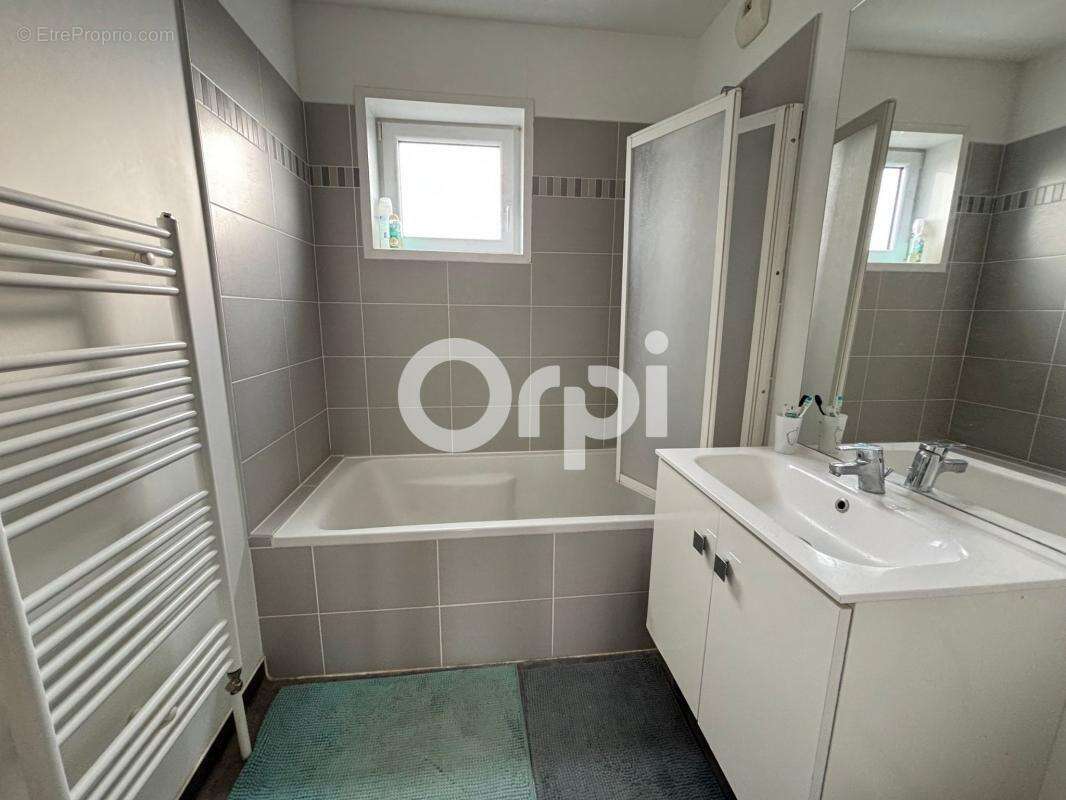 Appartement à TEMPLEUVE