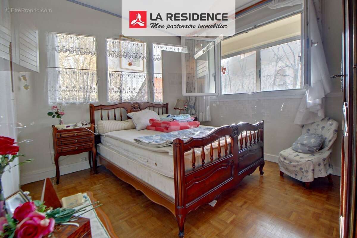 Appartement à VERNEUIL-SUR-SEINE