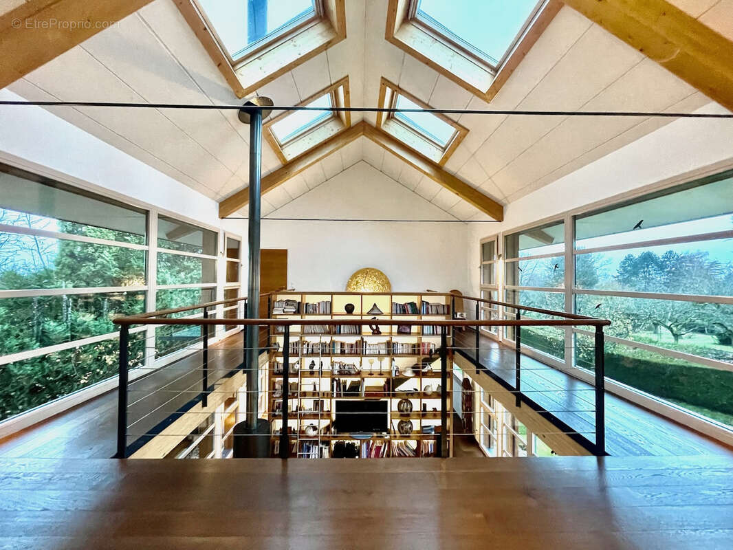 Maison à DIVONNE-LES-BAINS