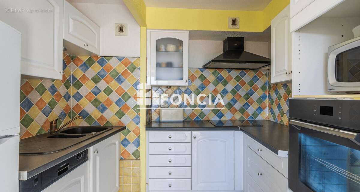 Appartement à BORMES-LES-MIMOSAS