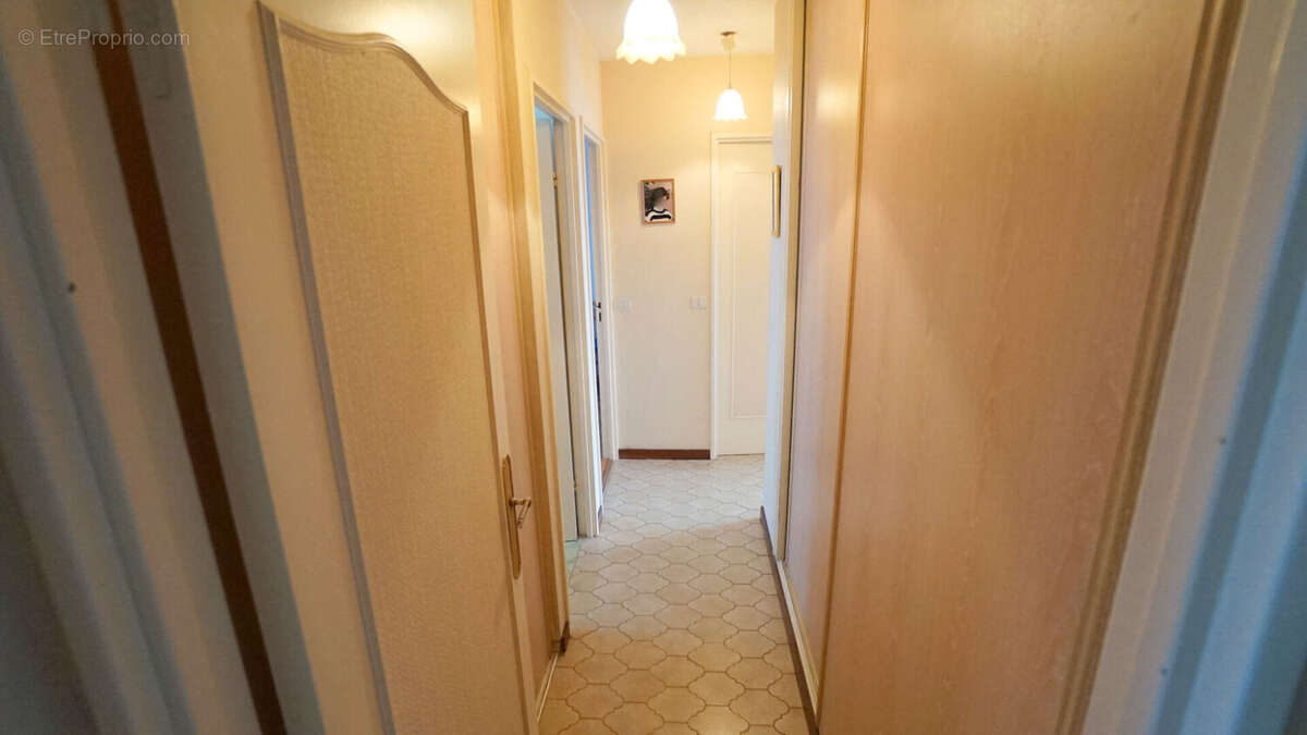 Appartement à LES MUREAUX