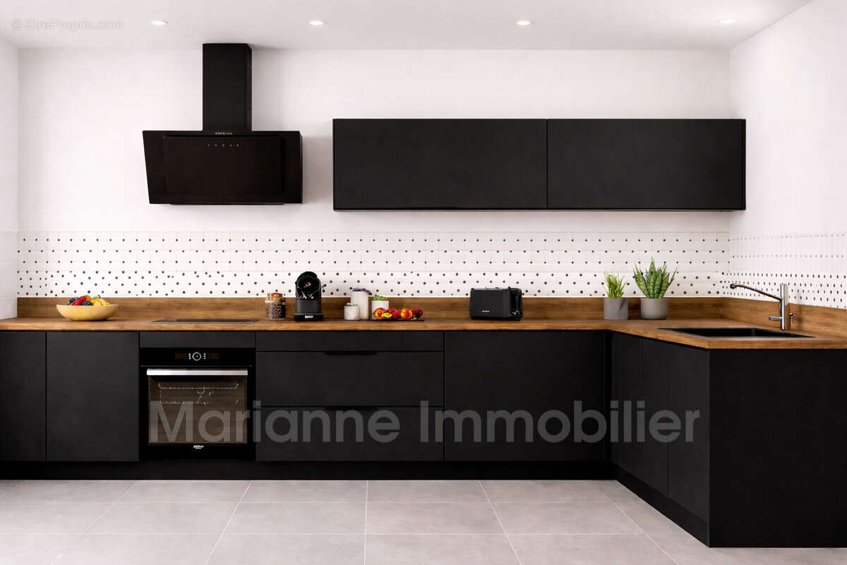 Appartement à VIC-LA-GARDIOLE