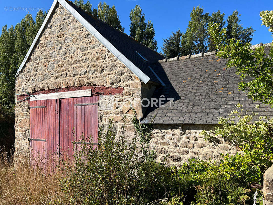 Corps de ferme 2,3ha vue imprenable - photo 10