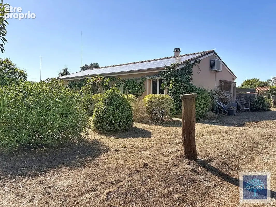 Maison à REIGNAC