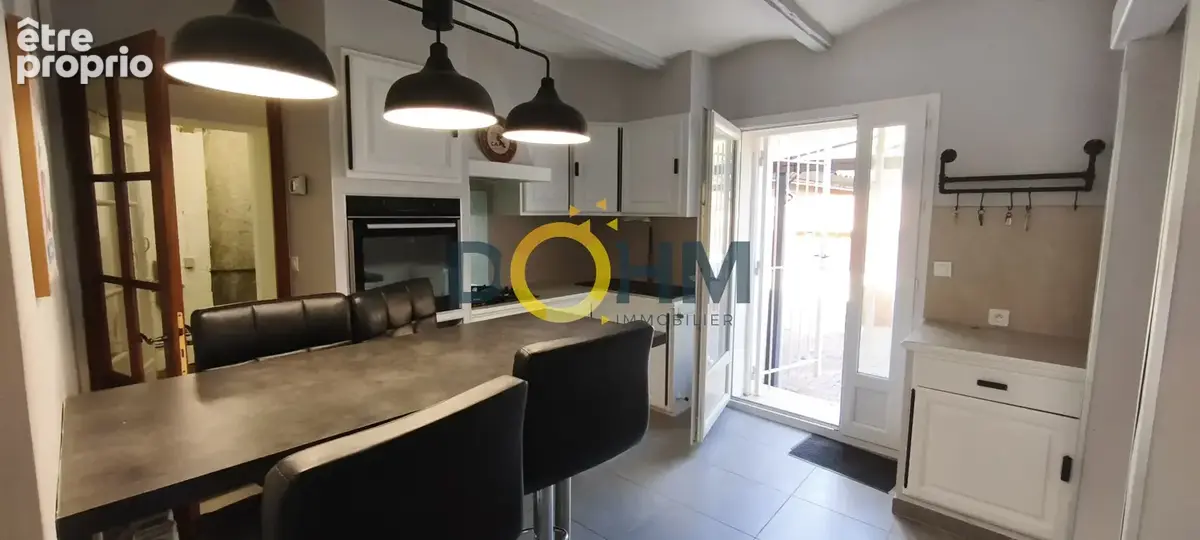 Maison 4 chambres avec piscine   Plus de 1 000 m2 de terrain   Aucun travaux - photo 2