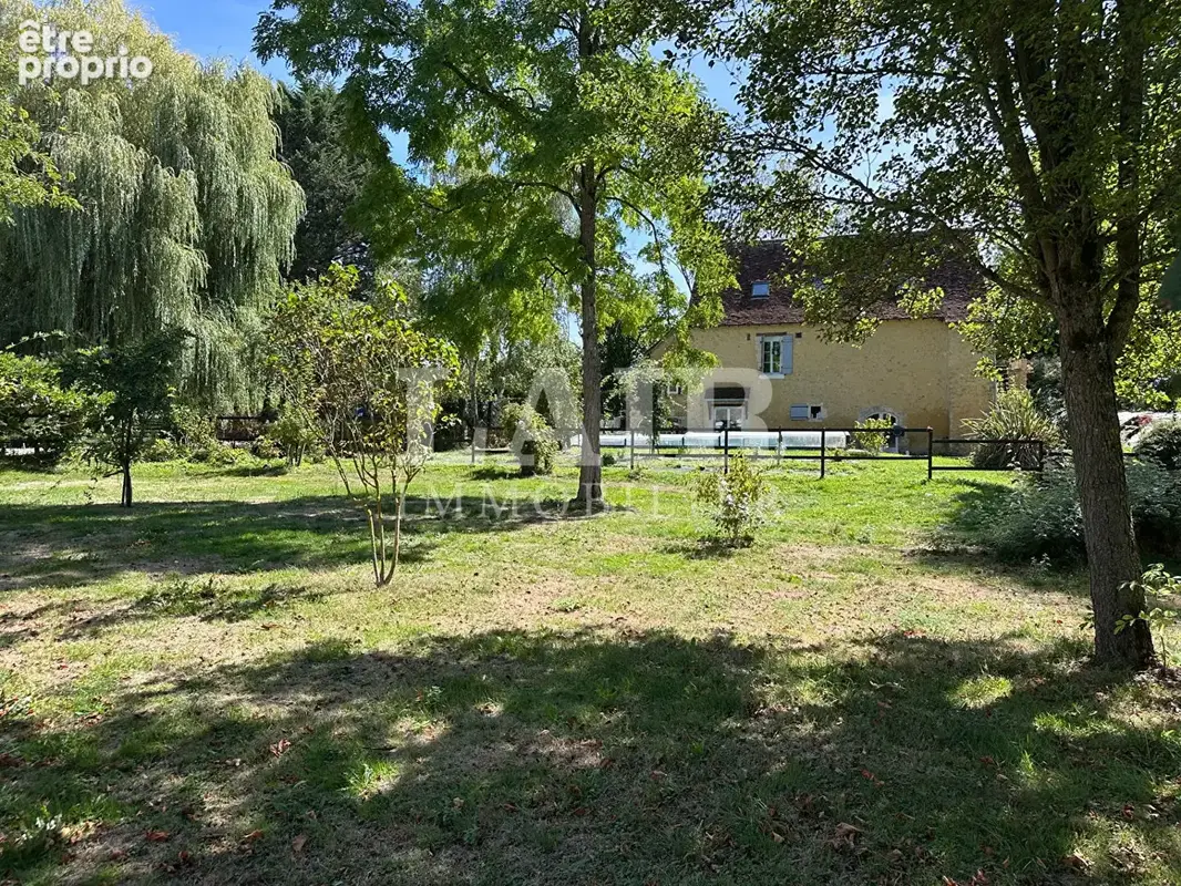 Photo Maison à La Ferte-Bernard au prix de 738 500€