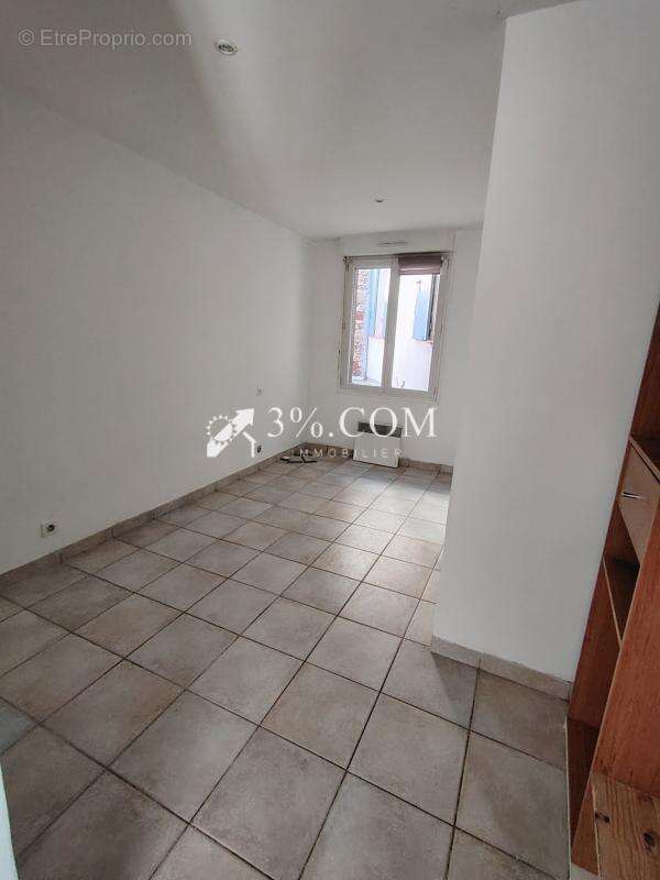 Appartement à COGOLIN