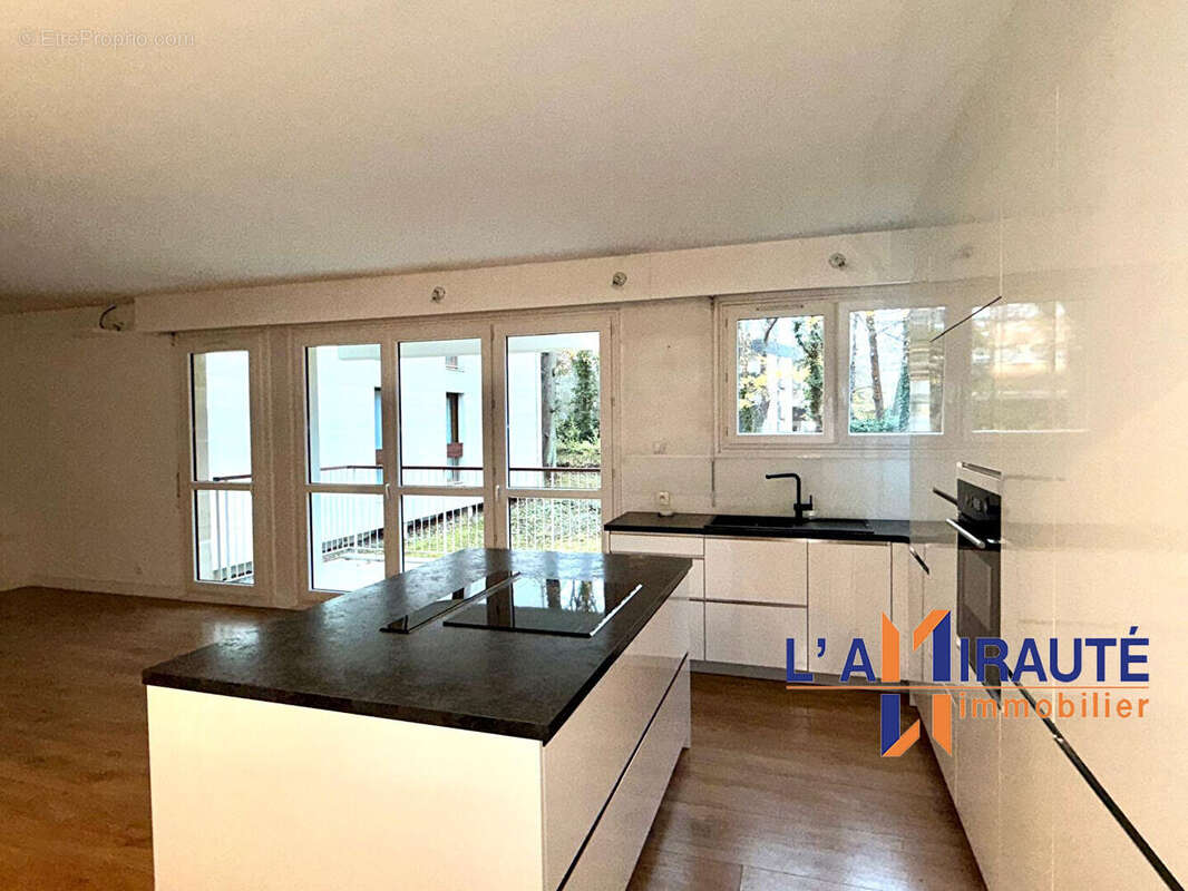 Appartement à MAISONS-LAFFITTE