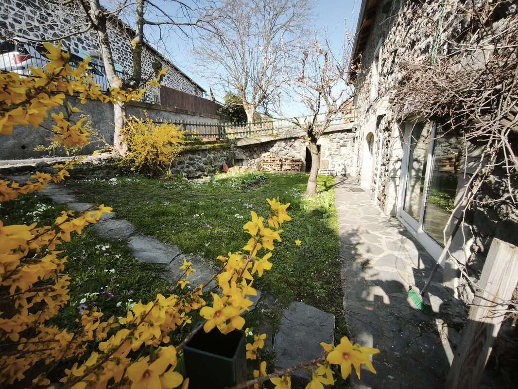 Maison à LE PUY-EN-VELAY
