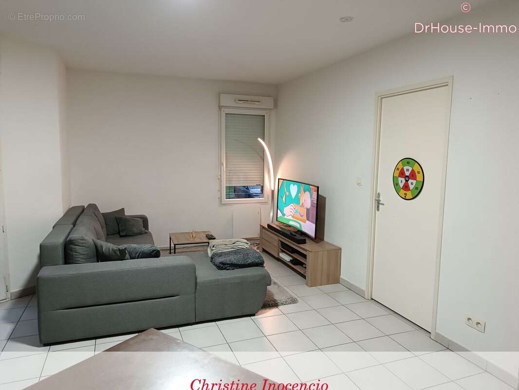 Appartement à SAINT-YZAN-DE-SOUDIAC