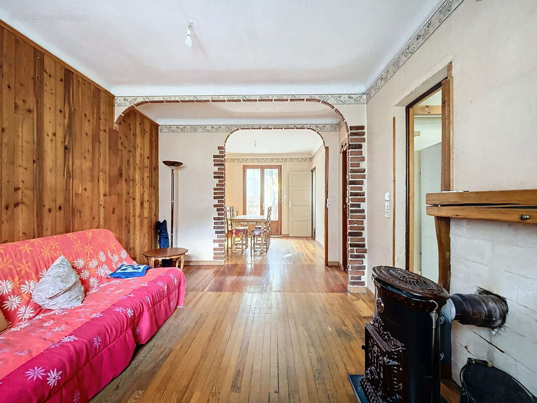 Maison à LA CONDAMINE-CHATELARD