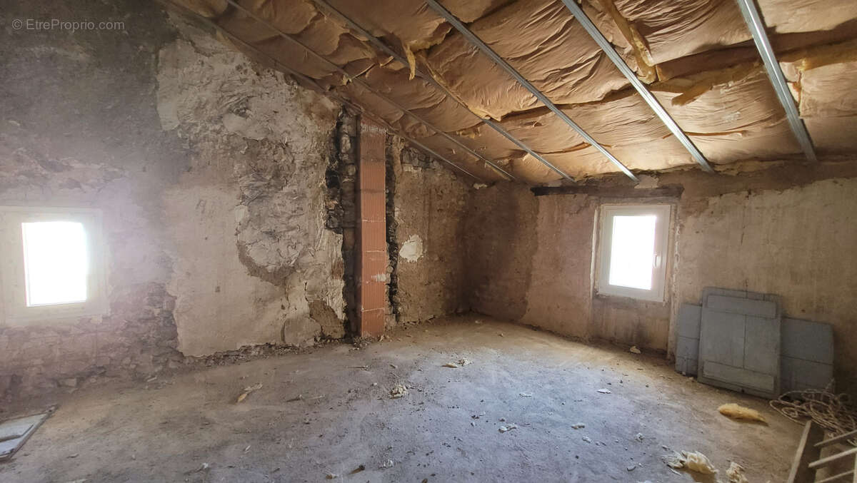 Maison à SAINT-CHRISTOL