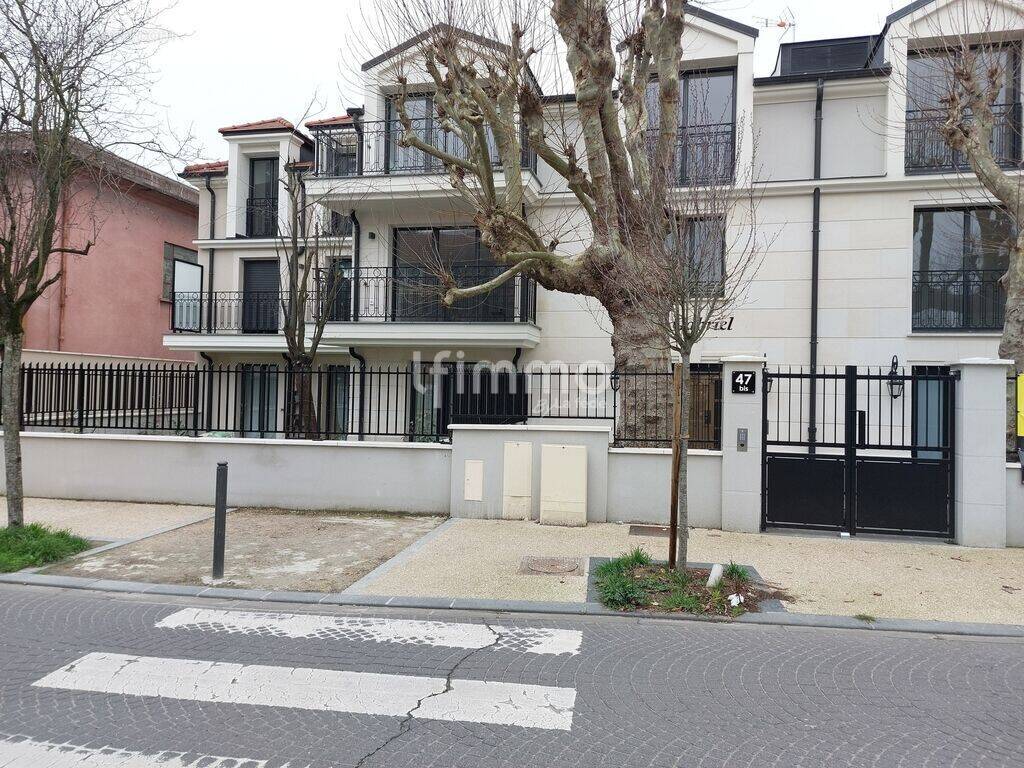 Appartement à LE PERREUX-SUR-MARNE