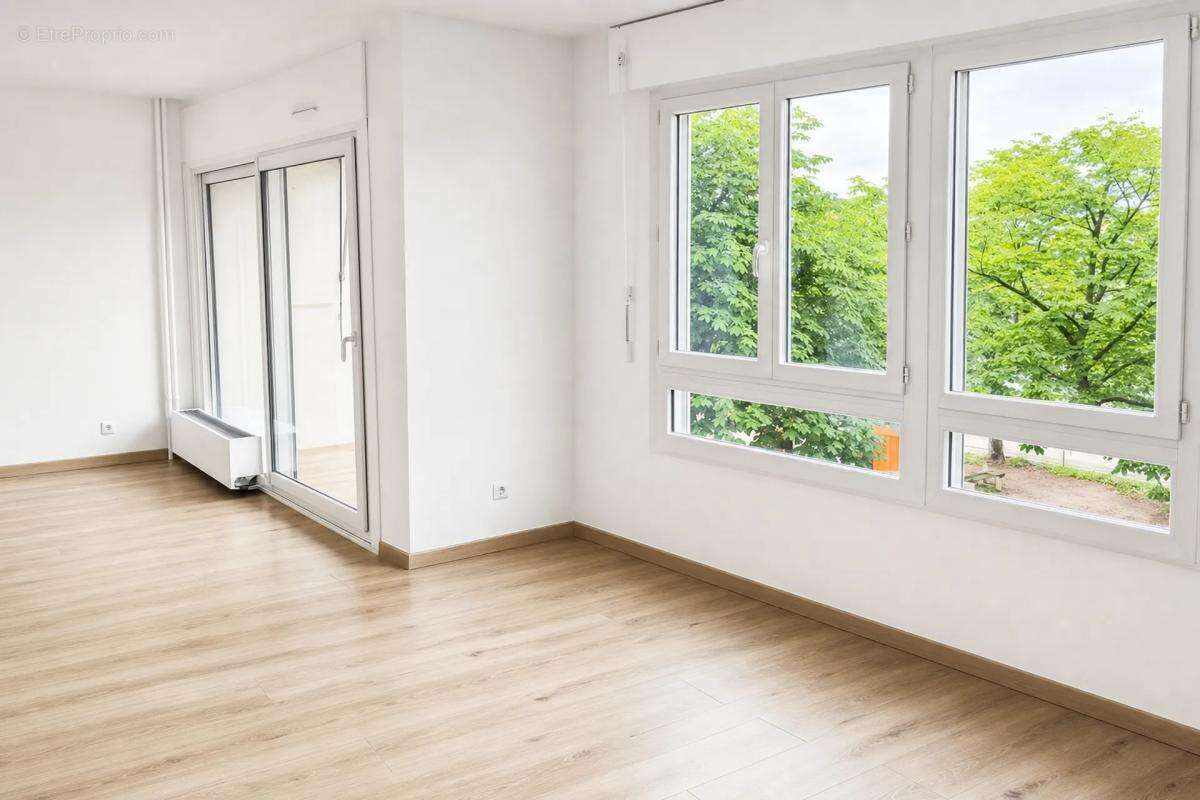 Appartement à OULLINS