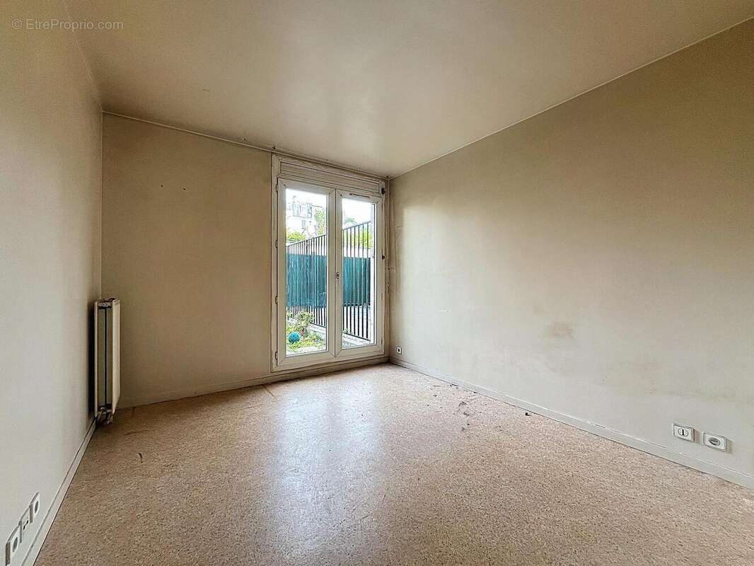 Photo 7 - Appartement à COURBEVOIE