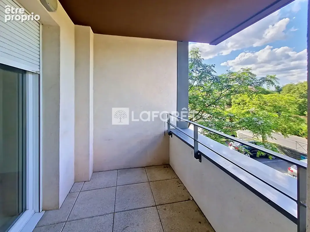 Appartement Juvignac 3 pièce(s) 55 m2 double box électrifié en sous sol - photo 2