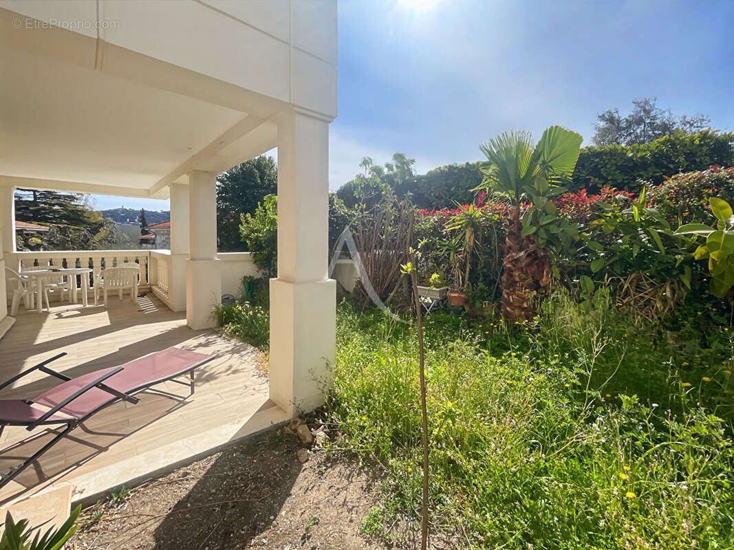 Appartement à CANNES