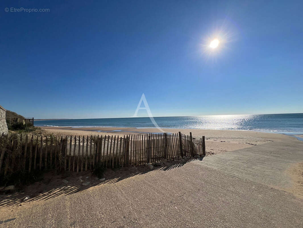 Appartement à LONGEVILLE-SUR-MER